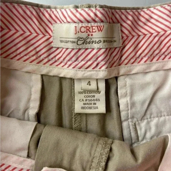J. Crew Broken In Chino Shorts 100% Cotton Size 4 - Picture 2 of 3